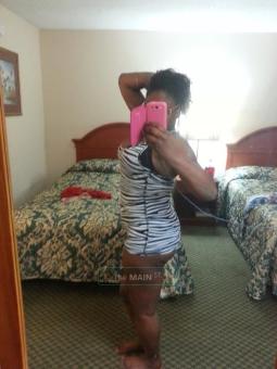Mature Ebony MILF Trina Available Now