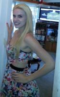 ******* SeXy BlOnDe BaRbIe DoLL At YoUr SeRvICe *********, 23