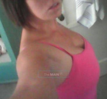 _____ â˜… HOT and SEXY SENSUAL or THERAPEUTIC â˜… ______ MASSAGE ___________ INCALL, 33
