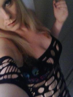 **Sexy Woman 4 Passionate & Sensual Full Body Rubs** Guaranteed 2 Leave You Relaxed & Satisfied!!, 26