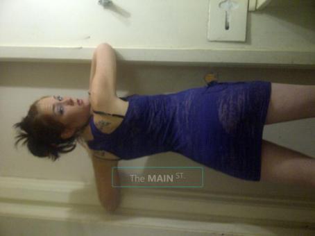 ginger $$ the sno bunny bck, 2 girls, martini the no queen late nite specials all nite!!!, 24