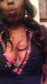 **Sweet,** Complete Full Body Massage..., 33