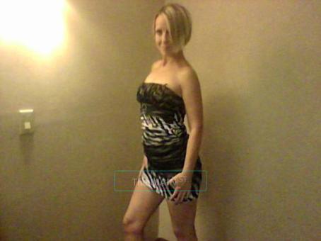Daytime date, my place. PRETTY, PERKY, PLAYFUL, 32