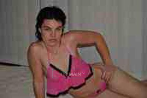 spend tonight in paradise with this young italian beauty, 20