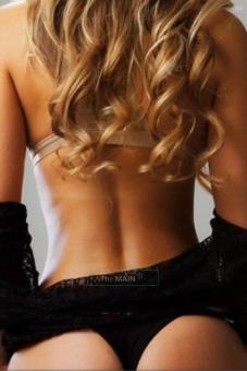 brazzilian ladie relax, 25