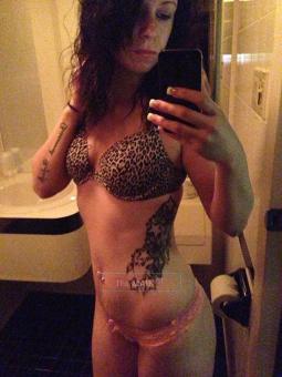 Hey guys Im a small time girl looking to meet some new ppl call me me up for safe fun !!!, 22
