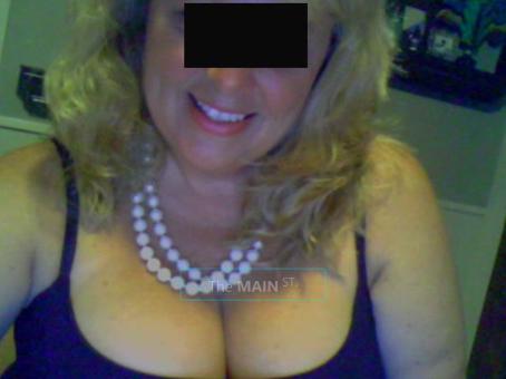 *Sensual Bodyrub*! Treat yourself, you deserve it! ~S. Glens Falls, NY