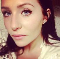 Brunette beauty, spend your time with me :), 21