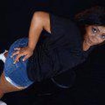 -(*-*)La Reyna de boricua, 20