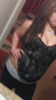 ** Latina Bonita > New & Only in Town For 2 Days!!hello, 18