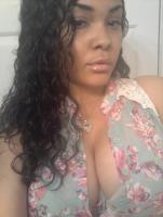 Sexy women with magical hands :)