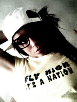 Im not your typical "bp" girl.. petite italiana. gorgeous face, bangin body., 20