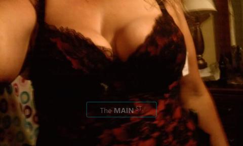~Cation~ Sexy white girl come your way ( Call Me)