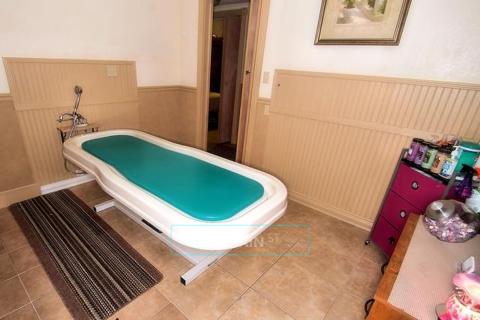 Escape The Cold With A Relaxing Sauna, Ease Back To Reality With A Table Shower., 32