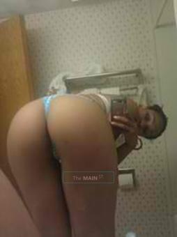 *up and ready* sexy~n~ cute *** "thick yellow bone"... just how you like it, 22