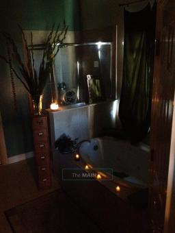 MAN 2 Man Massage TABLE & BATH TUB