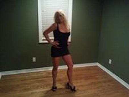 24/7 HOT BLONDE haired Beauty ;Sensual Massage IN/OUT call 248-662, 29