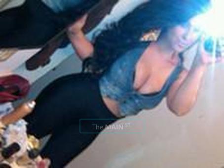 ~***** Latina*****~, 22