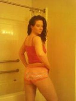 Sweet Sexy Skyler here to give you a Relaxing Body Rub!!!!!!, 22