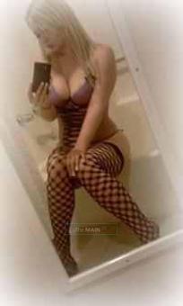 ~~~*the sexiest blonde â™¡ waiting for you*~~~, 22