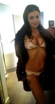 *__ DoLL__*__ SUPrEME __*__ eXQuISItE __*__ PASSIONATE __*__ ATTENTIVE __*__ MASSAGE __*_, 21