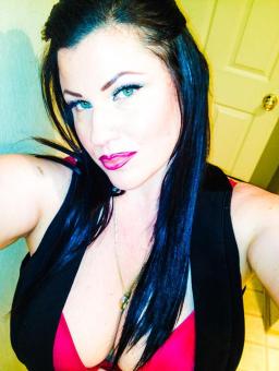 ???Busty green eyed brunette April in Anchorage, Fairbanks on Wednesday jan. 23-25th ??, 29