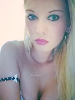 Stunning?? PETITE ??Blonde, 23