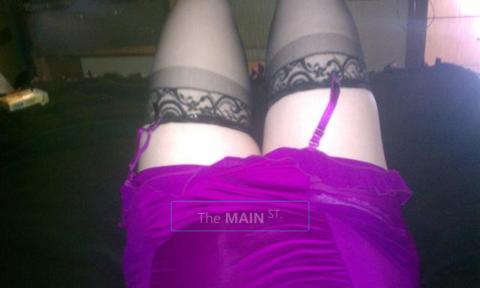 ***Sweet N Sexy Brunette Goddess, ILL KEEP YOU WARM***, 24
