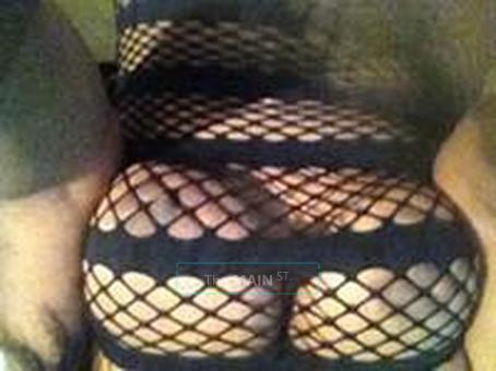 L O O K ! ! ! ==â€¢â€¢â€¢â–º â€¢â€¢ SO â€¢â€¢ JUICY â€¢NICEâ€¢ (( **BOOTY** ))â—„â€¢â€¢â€¢ === - }} , 21