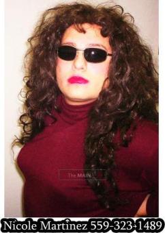 crossdresser in shiny pantyhose