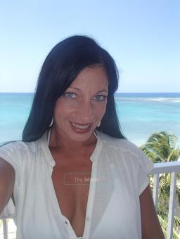 Mary is back from Jamaica.... FINALLY!, 39