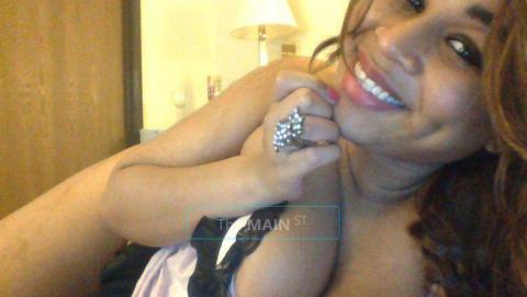 Well reviewed Voluptuous Vixen available NOW!, 22