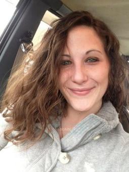 New to area brunette beauty In/out Travel no prob Time to share, 27