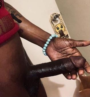 Daddies #1CumSlutBucket. #VerseSlutOut, 25
