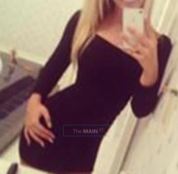 ** BLONDE Lovers Dream GIrl ** â€¢ Real-Life-Barbie Doll â€¢ ** ALL American Beauty **, 24