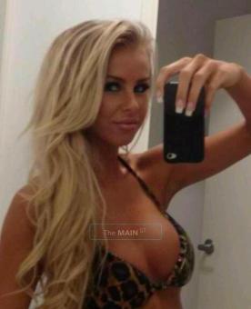 Perfect blonde looking 4 you, 23