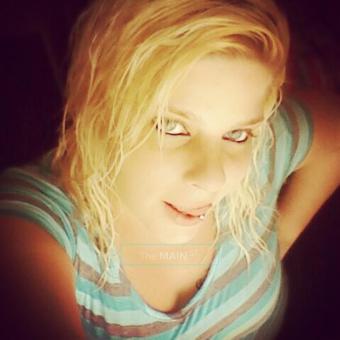 ** ♥ Hott New Big BOOTY Blonde Beauty ( Pound out 65$ Special)!! ♥, 21