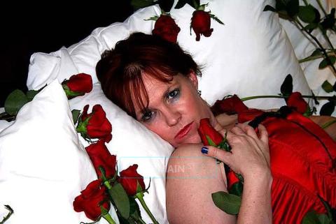 HOT and sexy Redhead (yes im back in town), 28