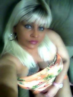 *****SARAH STARR ***** Double D Blonde Goddess 4 You !!!!!!!, 28