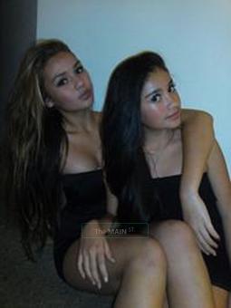 Cute Face!..**-Slim Waist...*** Sweet Taste** !! UPSCALe GENTLEMEN...! 2 girl show, 20