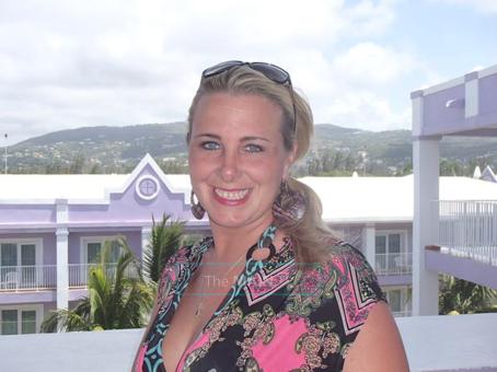 Cynthia, 34