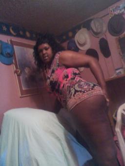 Mz.MangoIcc with 2girls, 21