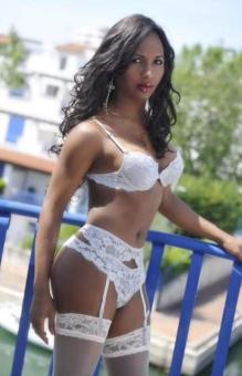 SeaTac area // visiting limited time . In’s outs overnight /duo, 23