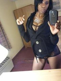 imm upp l@t3 cravin summ funny~, 22