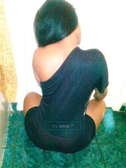 hi i got specials going on all nite ready for wat ever, 23