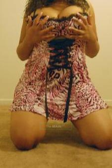 will be passing thru wit my F cups!, 21