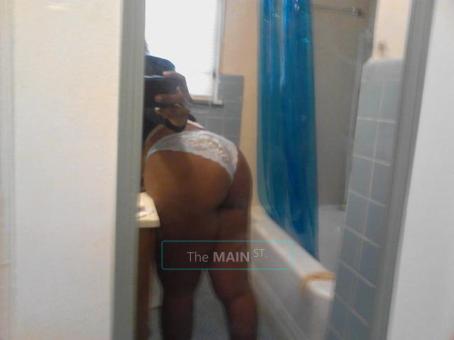 â€¢Â°â€¢Â°Pretty IN My HeelsÂ°â€¢Â°â€¢Â°Wanna see??? â€¢Â°â€¢(65)Â° FUN-Size EboNy BEAUTY Â°â€¢Â° MZ, 26