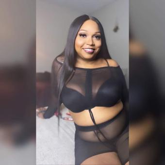 Big titties good booty and throat, 23