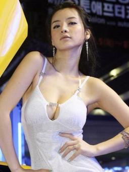 SUPER HOT New Girls Sophia 20, Mimi 22! I Make You leave feeling like a million dollar man! Come, 20