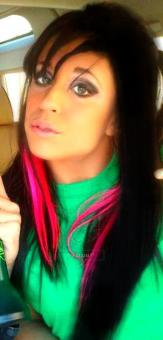 Im not your typical "bp" girl.. petite italiana. gorgeous face, bangin body., 20